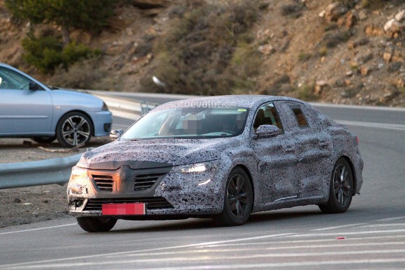 official-talisman-is-the-name-of-the-renault-laguna-successor-will-debut-on-july-6th_4
