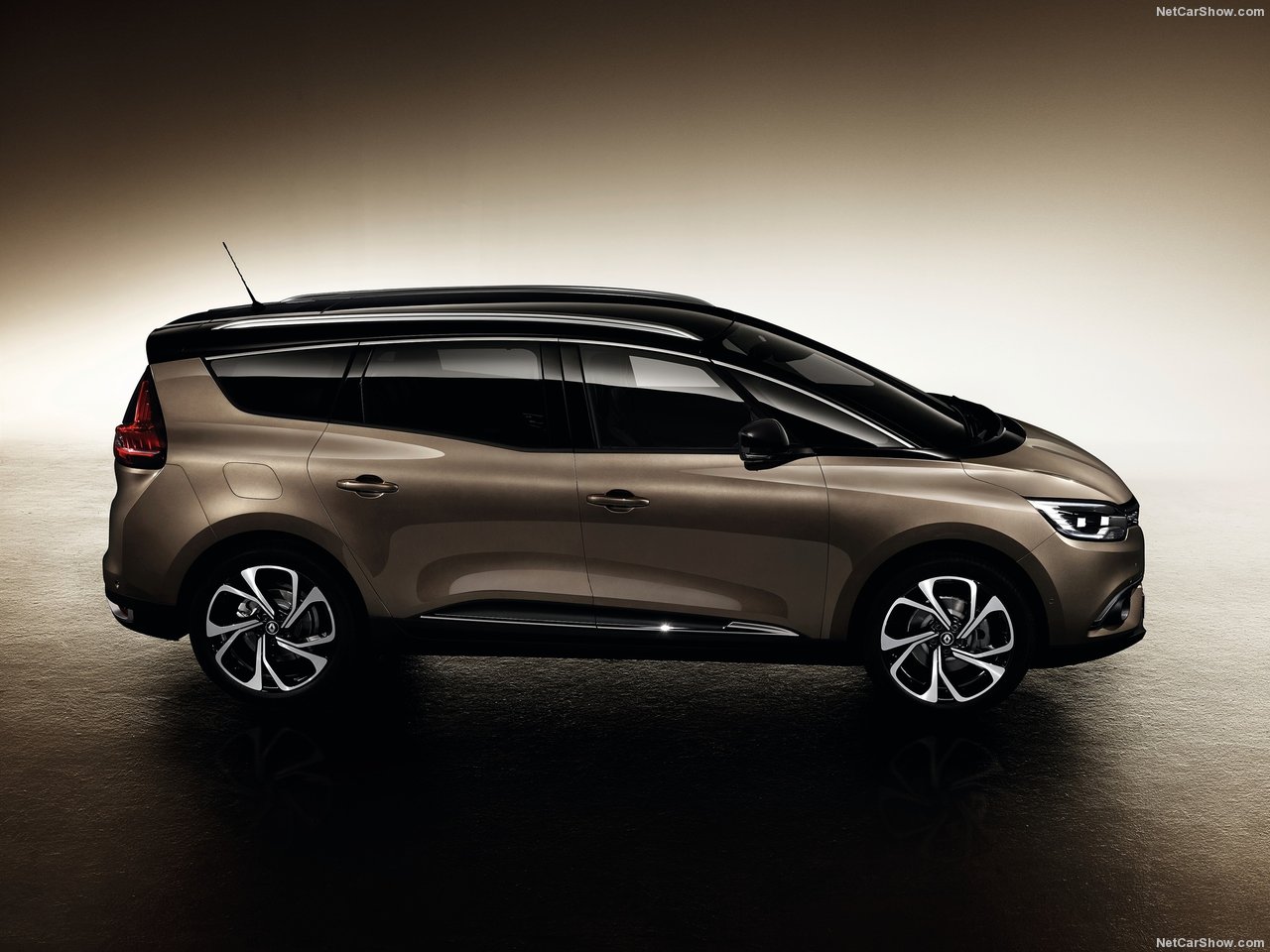 Renault-Grand_Scenic-2017-1280-02