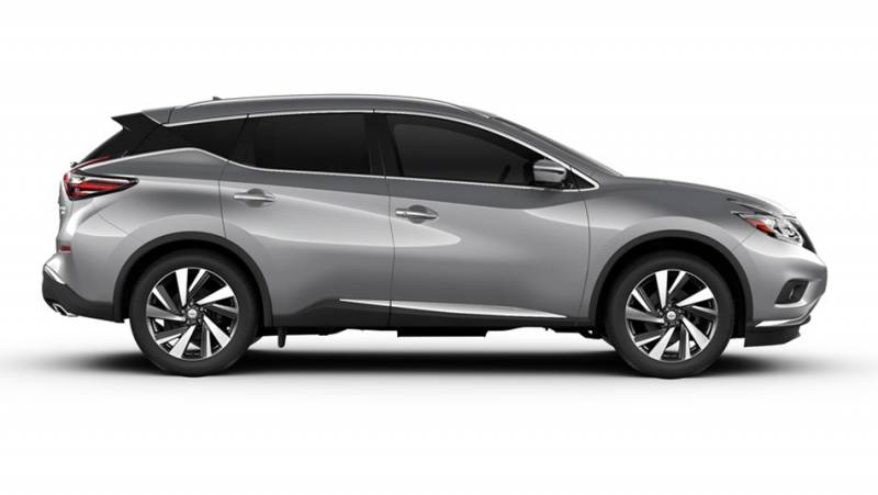 2017-Nissan-Murano-side-angle-silver-color-alloy-wheels