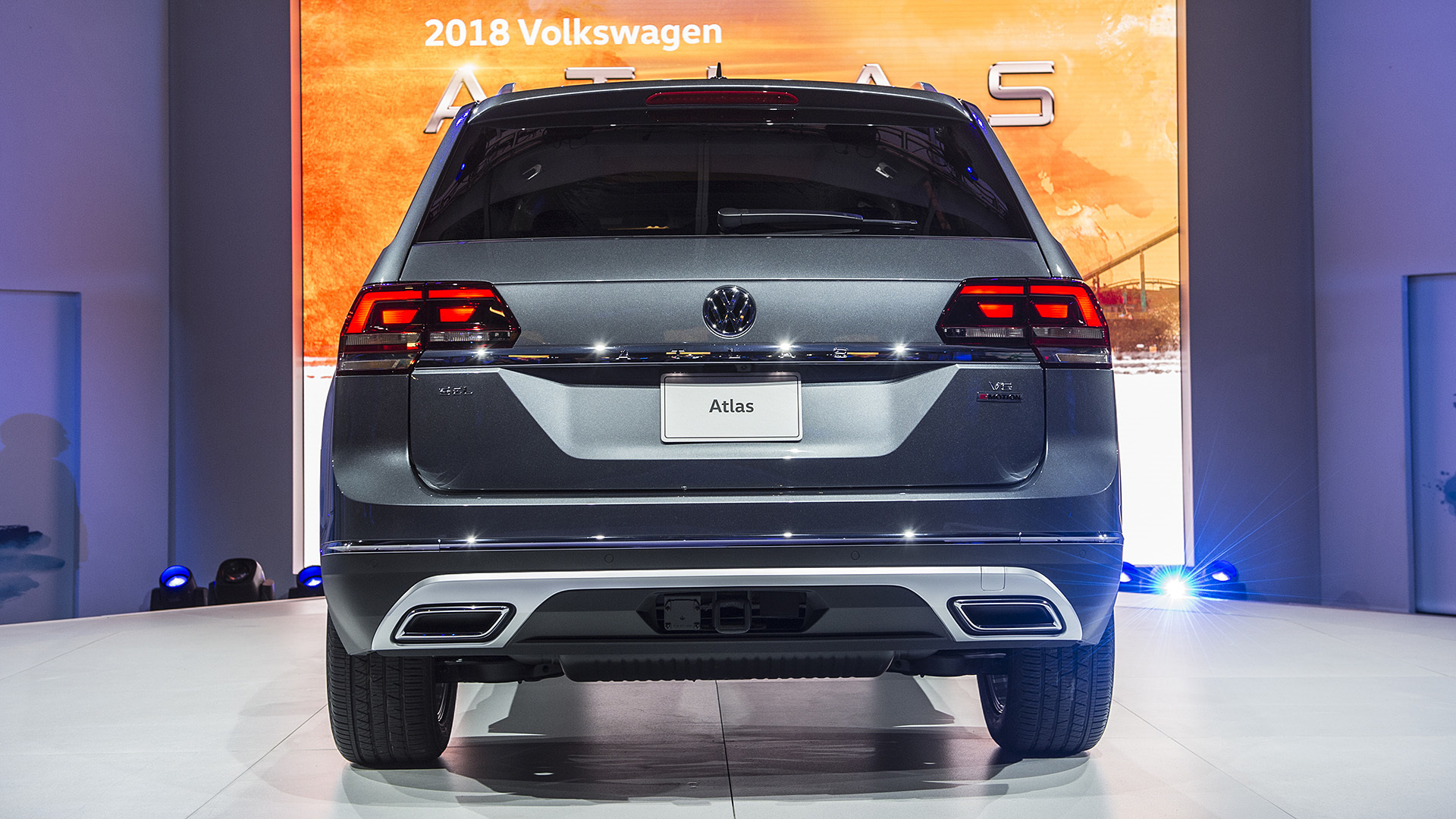10-2018-volkswagen-atlas-live-1