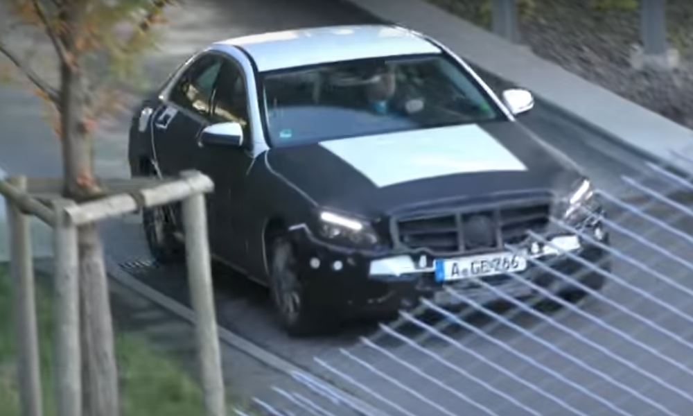 mercedes-c-class-facelift-front-spied-testing